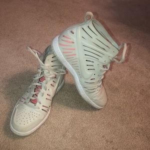 Slightly worn Nike wedges!